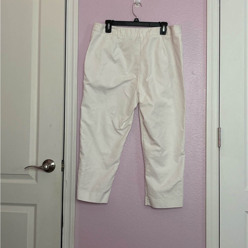 Kim Rogers Classic Capri White Pants - Picture 2 of 3